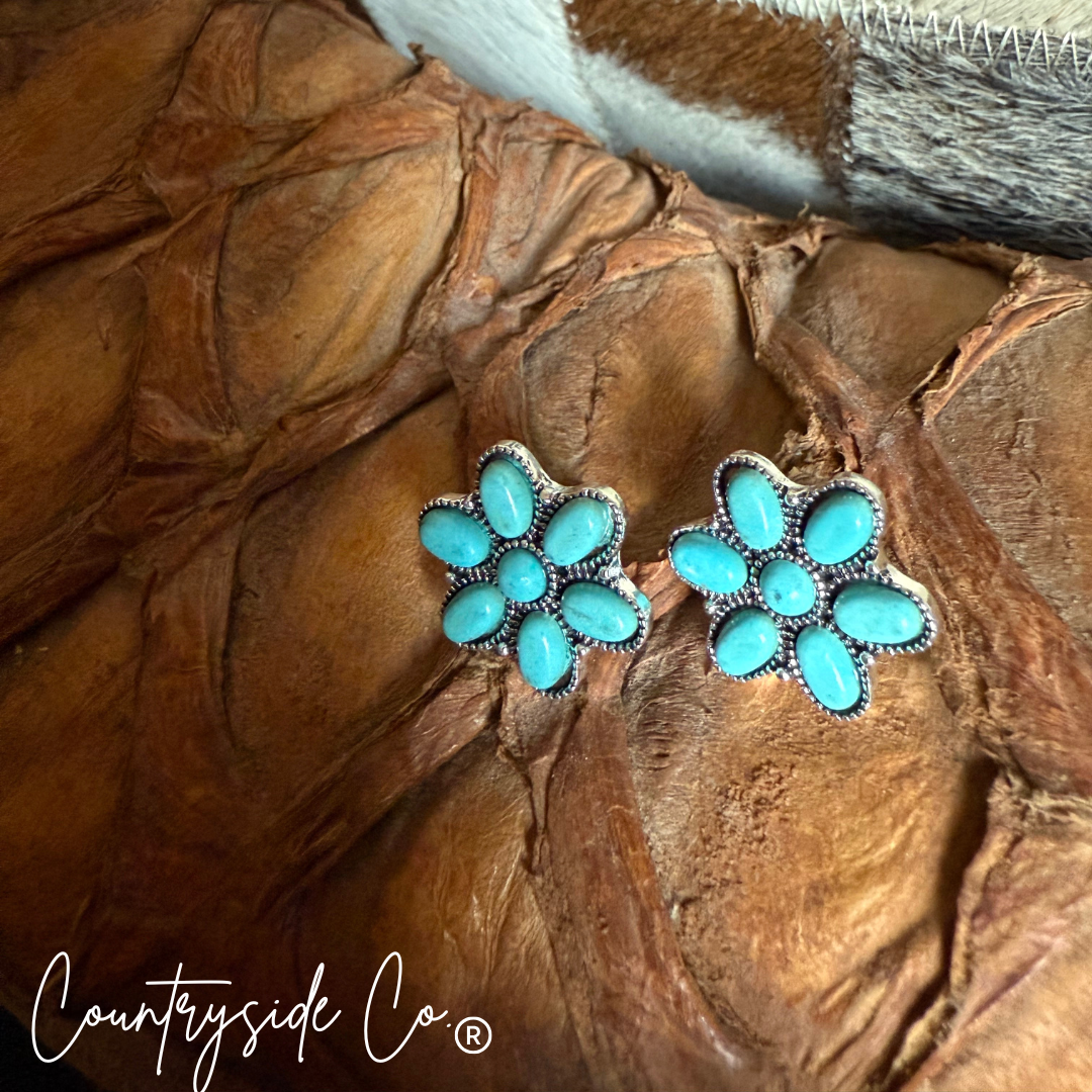 Detailed Trendy Flower Earring